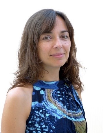 Sílvia Araújo de Barros